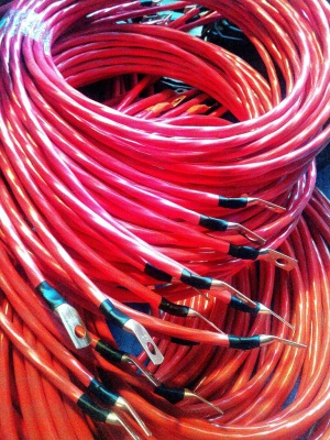 Провод АКБ 1,00м S 35 НН (наконечник под болт 12) 